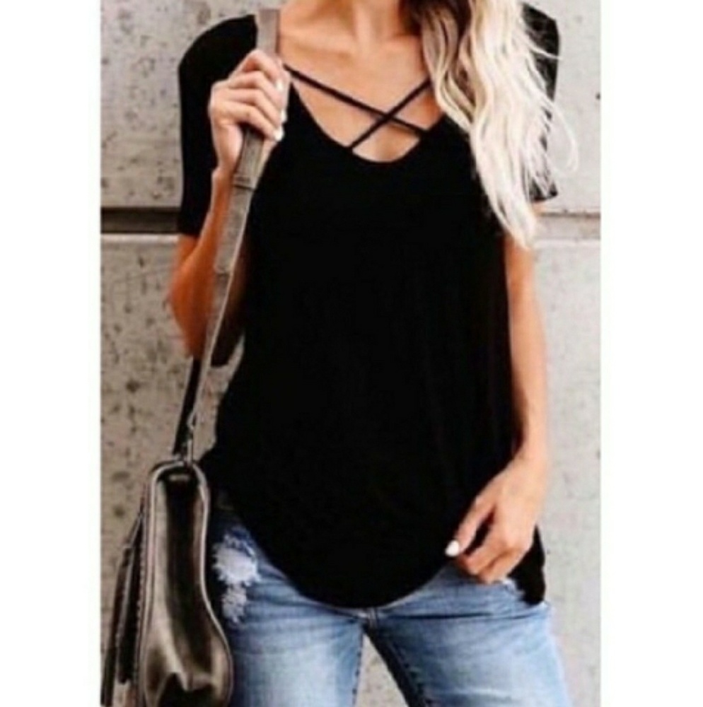 SALE LAST 1⭐BLACK STRAPPY CAGED TEE - Picture 2 of 4